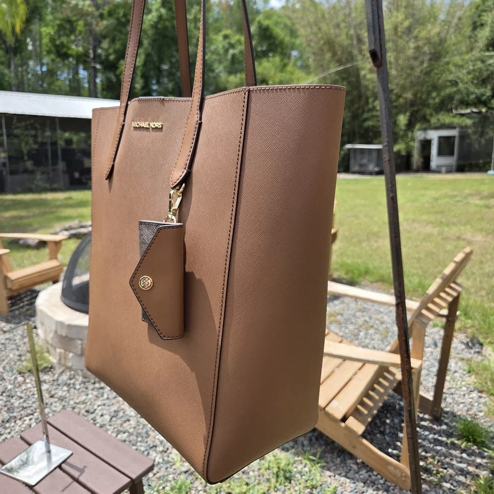 Michael Kors Vincent Large Saffiano Leather Tote Bag with Card Case Camel Brown - Picture 8 of 16